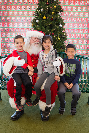 Pizza with Santa-58
