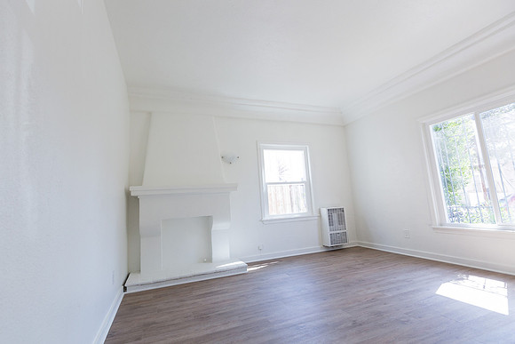 1640 Gundry Ave LB-27
