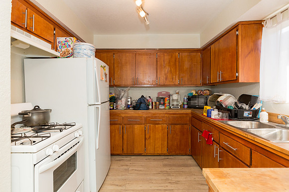 1626 w 104th st-80