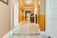 1058 W 99th ST-012