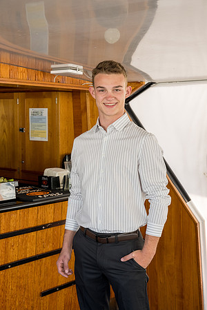 Icon Yacht - City Experiences -158