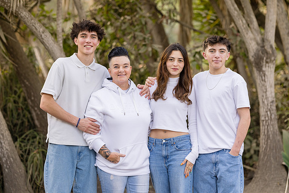 Family Photos Crystal Cove Newport Beach Ca-003