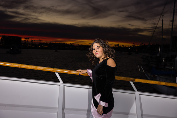Icon Yacht - City Experiences By Hornblower-007