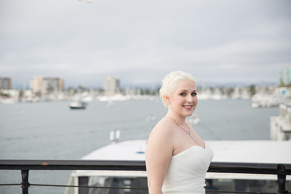 Hornblower Entertainer-132