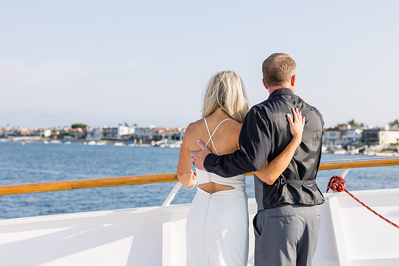 Icon Yacht - City Experiences -143