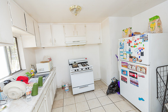 10413 S Main Street - Real Estate Photographer Los Angeles-35