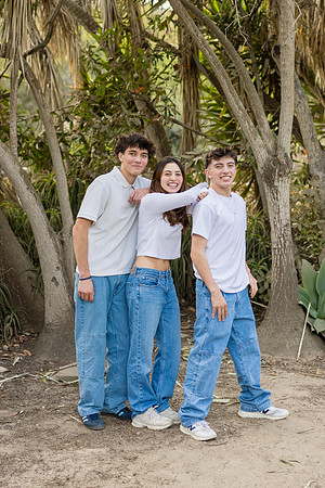 Family Photos Crystal Cove Newport Beach Ca-024