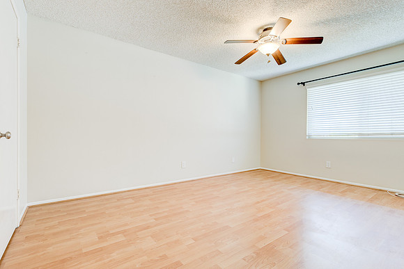 1790 Silver Maple Drive - Interior-057
