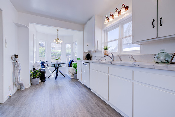 4245 E 14th St Interior-33