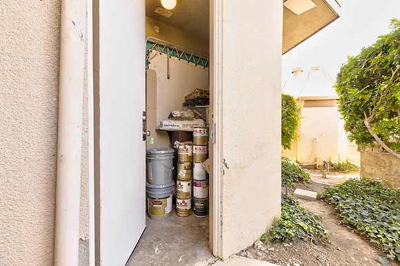11311 La Mirada Exterior-35