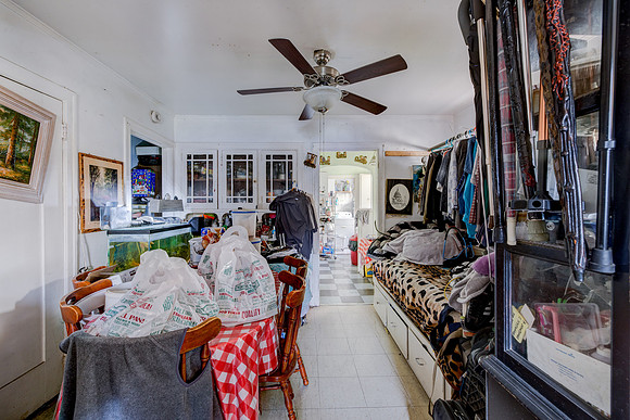 1031 W 57th Street-037