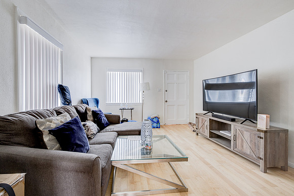 4316 W 163rd Lawndale Interior-053