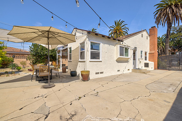 2515 Magnolia Ave Exterior-008
