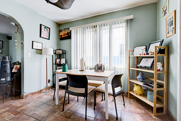 1031 W 57th Street-016