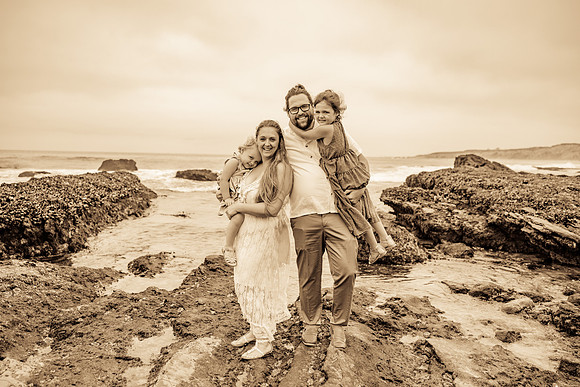 Family Photos Crystal Cove Newport Beach Ca-066