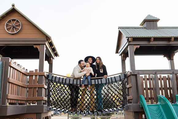 Family Photography San Juan Capistrano - AmTrak Family Photos San Juan Capistrano-043