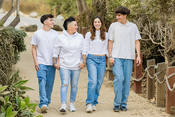 Family Photos Crystal Cove Newport Beach Ca-033