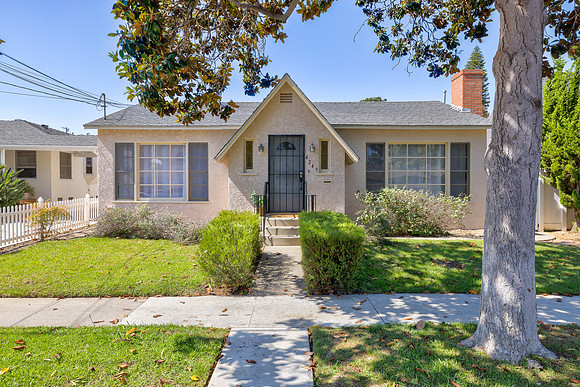 4245 E 14th St Exterior-18