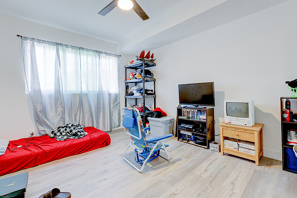 10223 Crenshaw Blvd Inglewood Interior-018