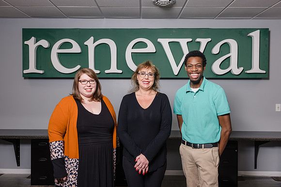 Customer-Care-Team-Peoria-IL-11