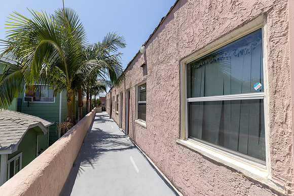 1101 Cherry Ave Long Beach-075