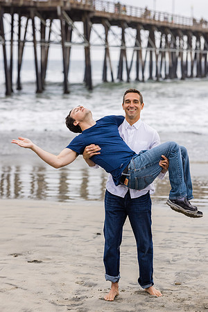 Family photos Oceanside Pier-042