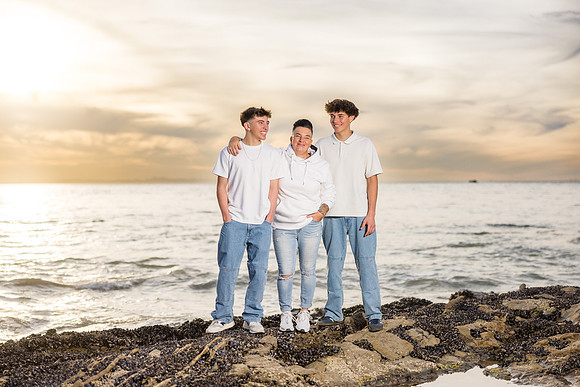 Family Photos Crystal Cove Newport Beach Ca-070