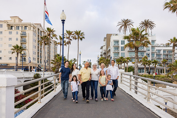 Family photos Oceanside Pier-008