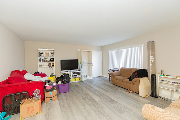 1626 w 104th st-51