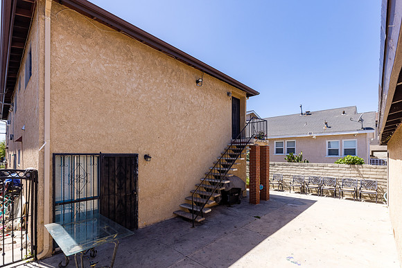 464 W 17th St San Pedro - Real Estate Photographer San Pedro-009