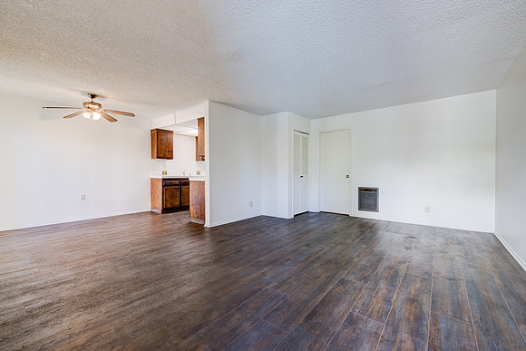 756 Inglewood Interior-003