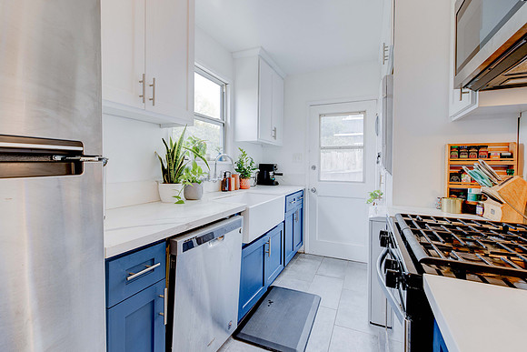 Interior 616 Sheldon Street-034