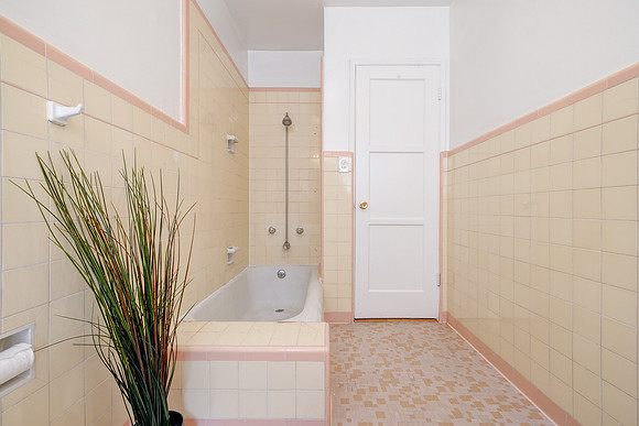 4245 E 14th St Interior-69