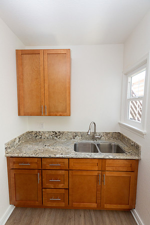 1640 Gundry Ave LB-65