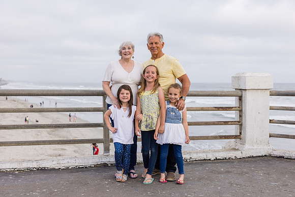 Family photos Oceanside Pier-016