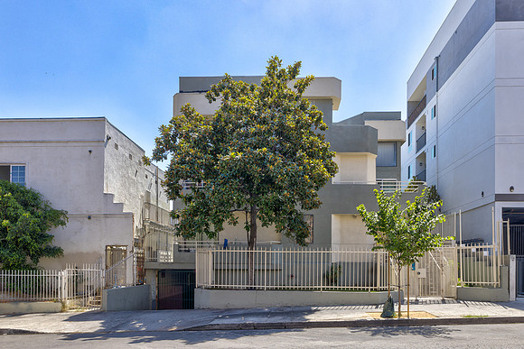 730 S Westlake Ave Exterior-4