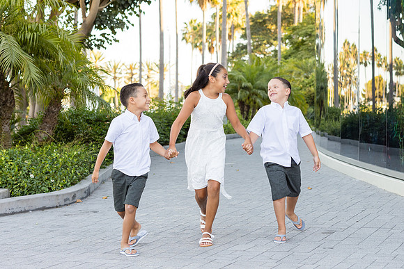 Family Photographer Long Beach Ca - Family Photos Shoreline Village Long Beach Ca-007