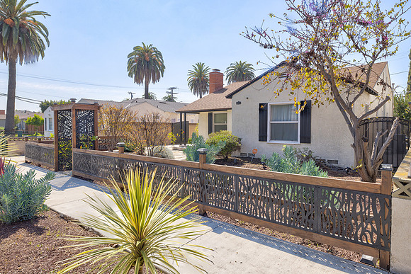 2515 Magnolia Ave Exterior-003