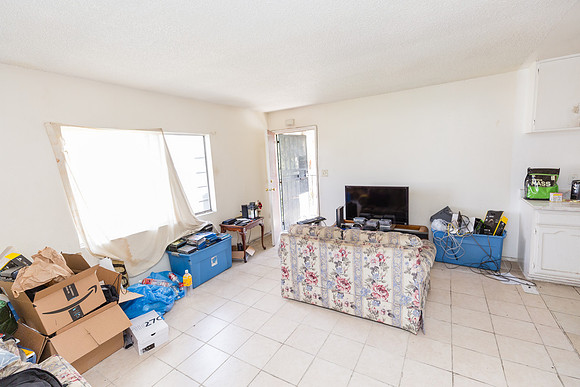 10413 S Main Street - Real Estate Photographer Los Angeles-40