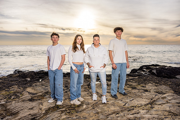 Family Photos Crystal Cove Newport Beach Ca-041