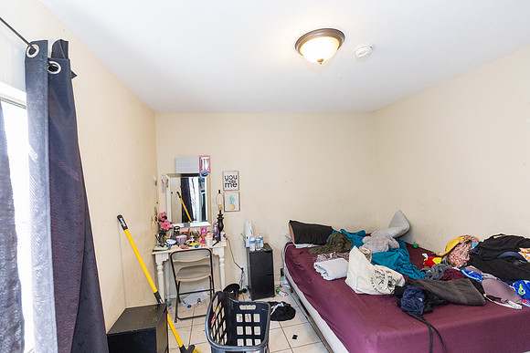 10413 S Main Street - Real Estate Photographer Los Angeles-65