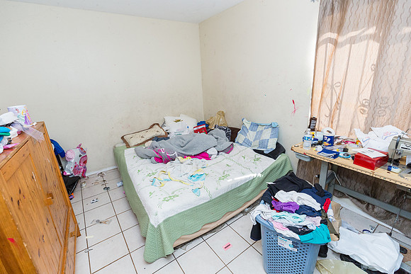 10413 S Main Street - Real Estate Photographer Los Angeles-67