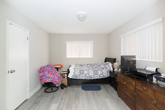1626 w 104th st-60