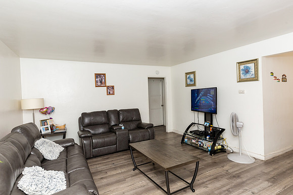 Real Estate Photographer Lbc - 1094 Cherry Ave-47