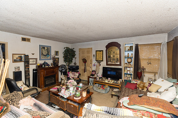 8330 Kittyhwk Ave-021