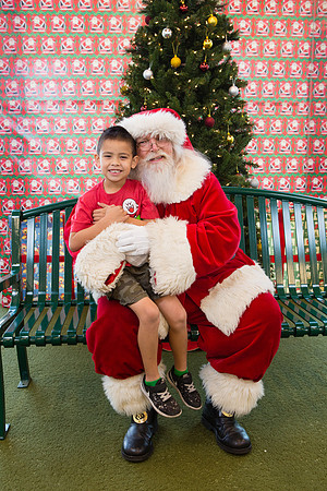 Pizza with Santa-101