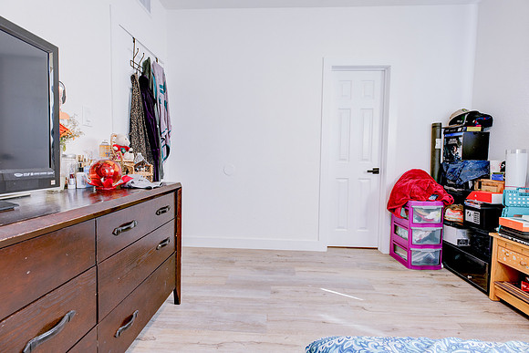 10223 Crenshaw Blvd Inglewood Interior-008