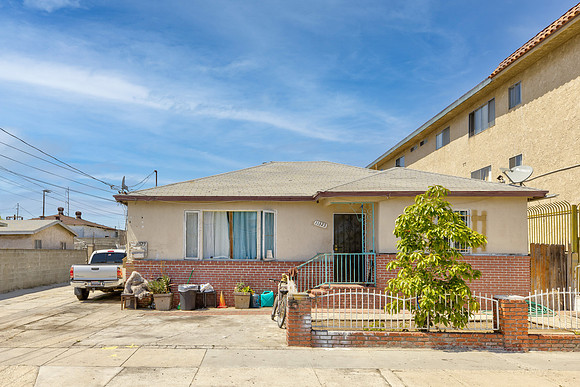 11323 S Firmona Ave Inglewood Exterior-003