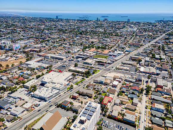 1126 E Arcaida Ct Long Beach Drone-014
