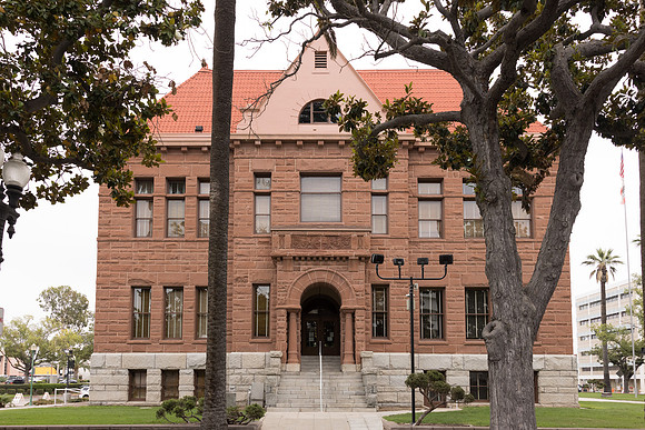 Old Orange County Courthouse Wedding Photos-002